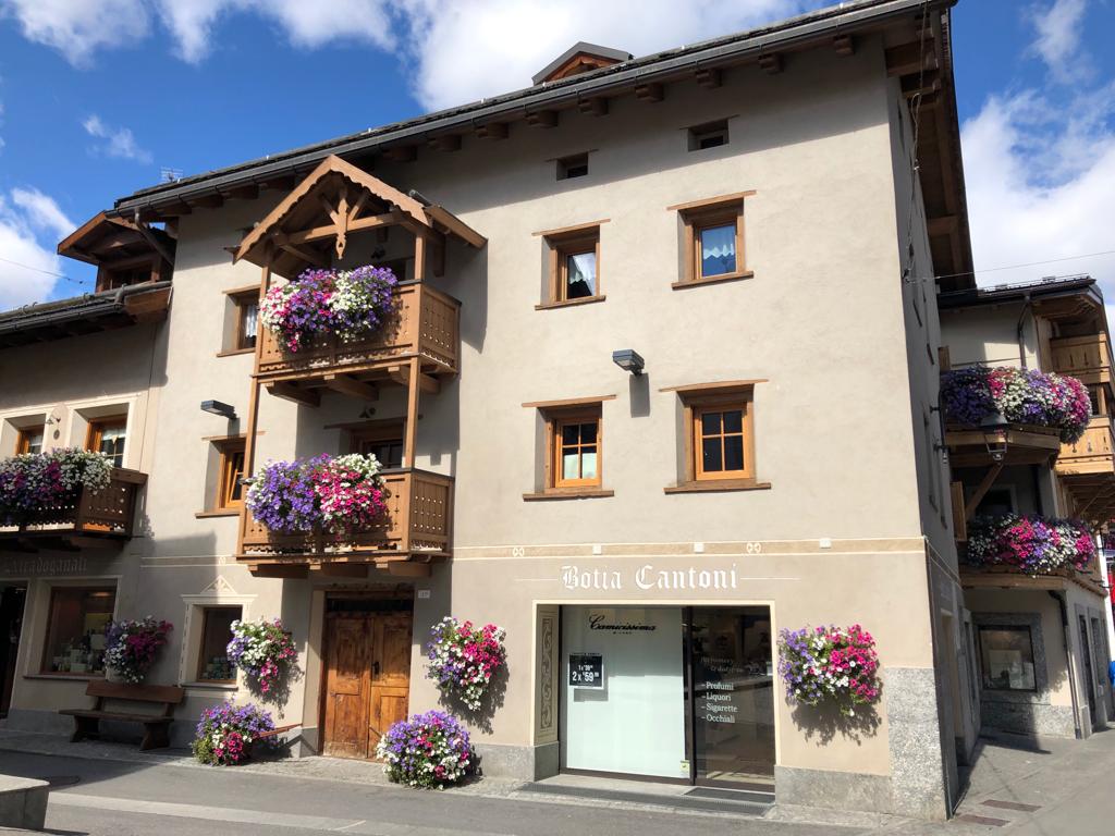 Botia Cantoni anni '70